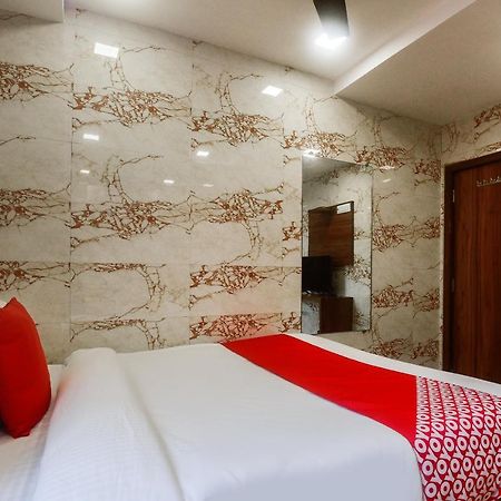 מלון מומביי Oyo 63295 T Junction Residency מראה חיצוני תמונה