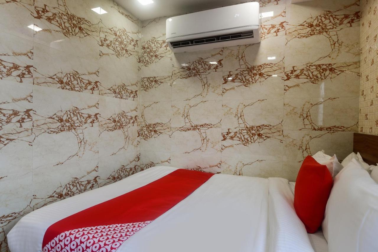 מלון מומביי Oyo 63295 T Junction Residency מראה חיצוני תמונה